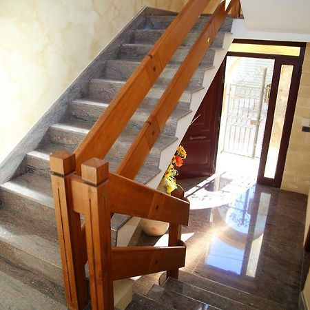 Sant'Andrea Apartment Триказе Екстериор снимка