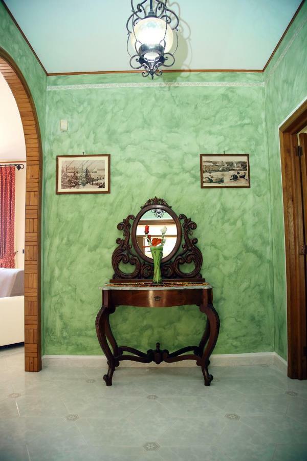 Sant'Andrea Apartment Триказе Екстериор снимка